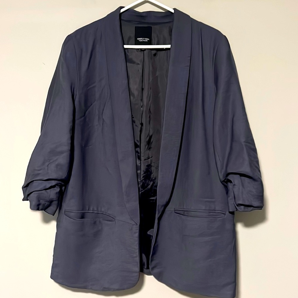 Vera Wang - Cropped- Sleeve, Loose-fit Blazer - Size L - EUC